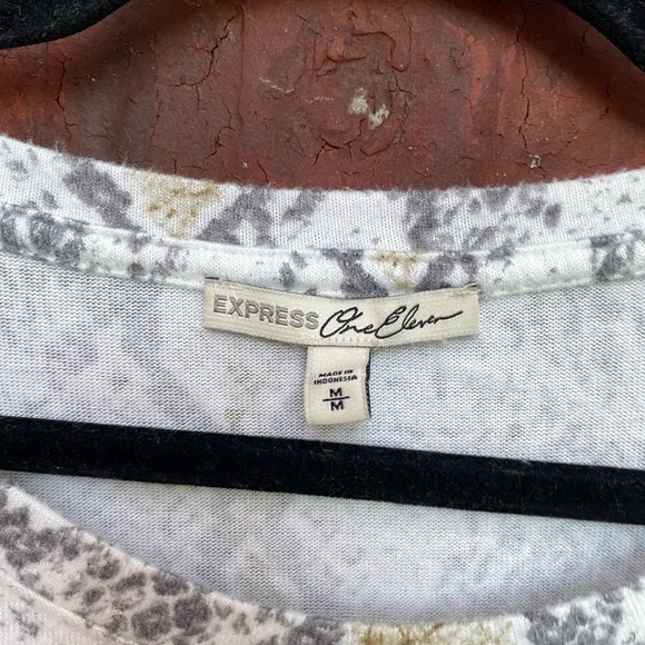 Express Womens Medium White Snake Animal Print Soft Lounge Dolman Sweater - Picture 5 of 9